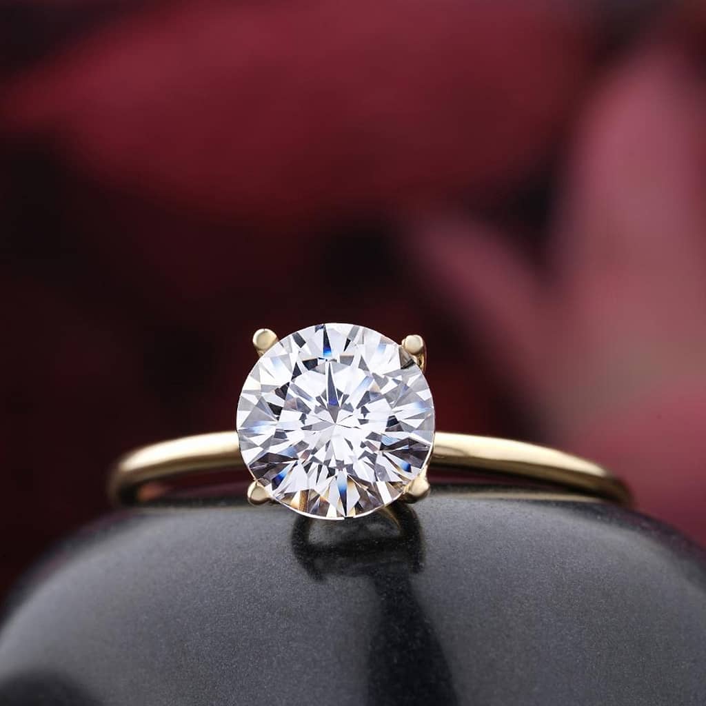 round brilliant cut diamond engagement ring